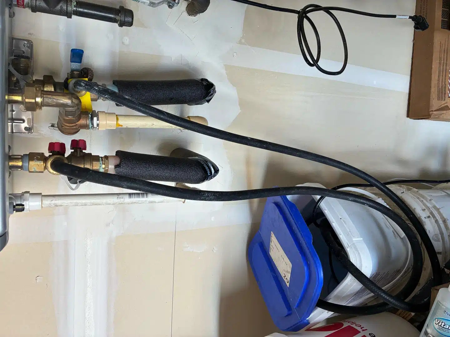 Tankless water heater descale service in Chico CA by Earl's Plumbing